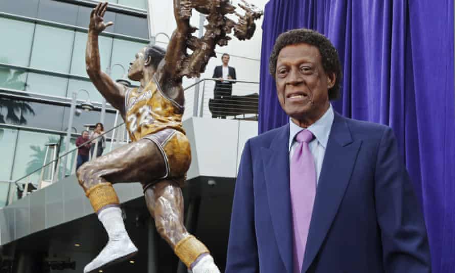 Vĩnh biệt Elgin Baylor, &quot;hổ tướng không ngai&quot; vĩ đại nhất trong lịch sử Los Angeles Lakers - Ảnh 4.