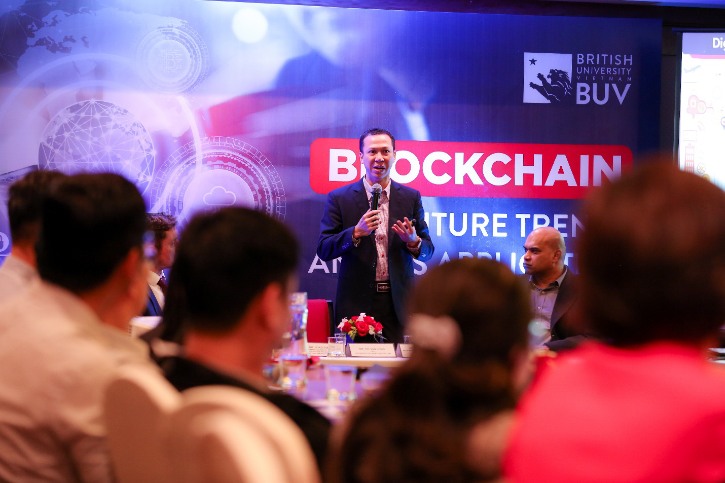 Bức tranh gần 70 triệu USD được lấy làm ví dụ cho tiềm năng ứng dụng của Blockchain tại tọa đàm của BUV - Ảnh 1.