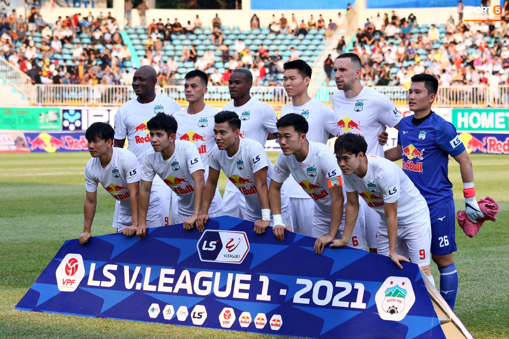 &quot;Song sát&quot; Văn Toàn và Công Phượng cùng nổ súng, HAGL tiếp tục giữ ngôi đầu V.League  - Ảnh 1.