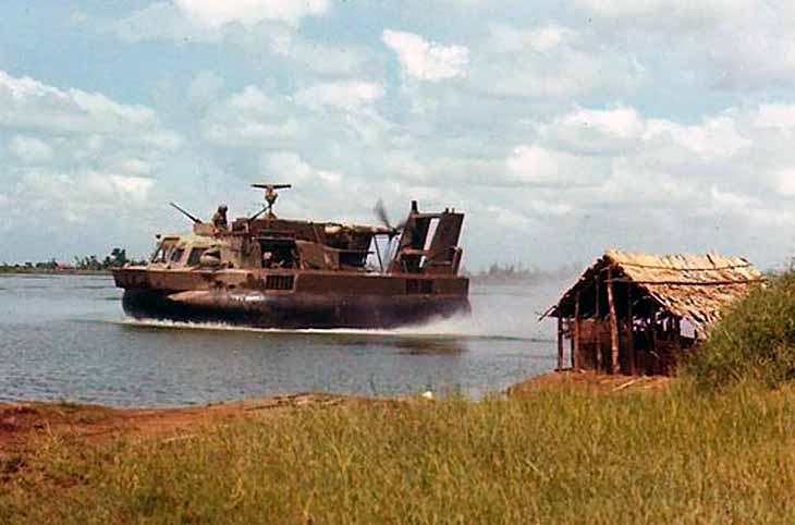 Quái vật tàu đệm khí Mỹ và thất bại cay đắng tại chiến trường khi lần đầu tham chiến (Phần 1) - Ảnh 3.