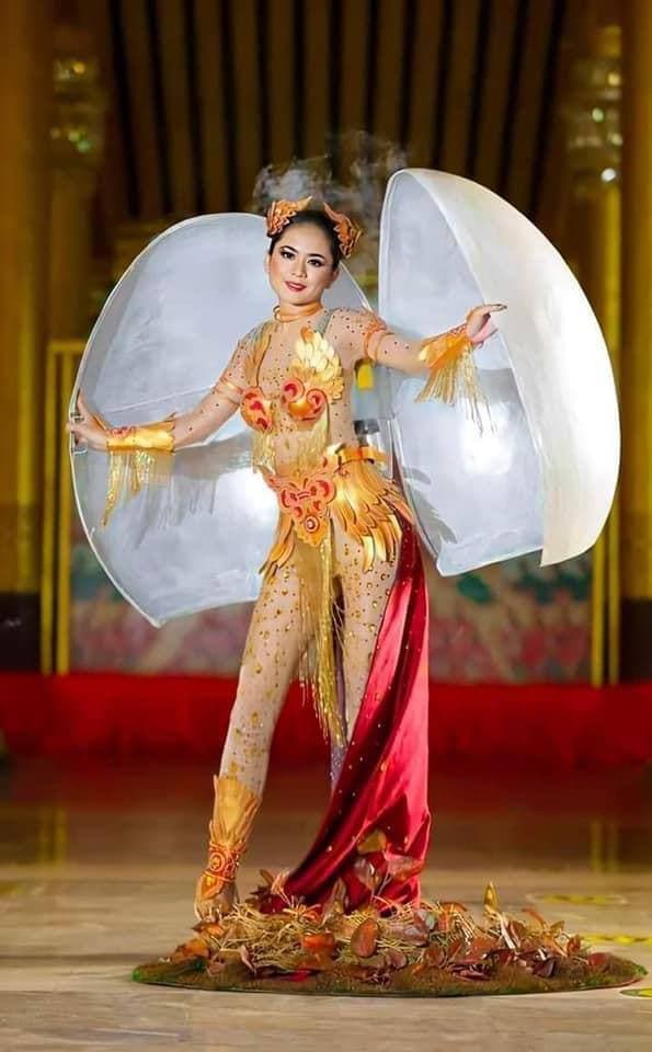 Trang phục dân tộc của Khánh Vân bị tố đạo nhái Hoa hậu Myanmar ngay sau khi công bố - Ảnh 4.