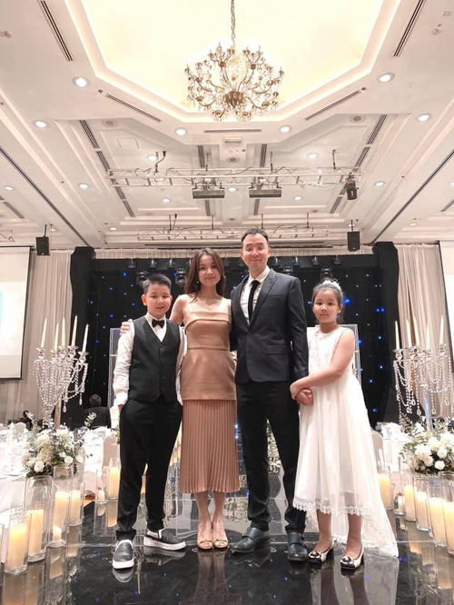 Hoa hậu Hoàn vũ Việt Nam đầu tiên, lấy chồng tiến sĩ giờ ra sao? - Ảnh 4. Hoa hậu Hoàn vũ Việt Nam đầu tiên, lấy chồng tiến sĩ giờ ra sao? - Ảnh 4.