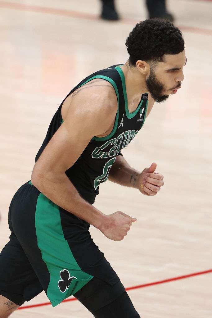 Niềm hi vọng cuối đường hầm của Boston Celtics mang tên Jayson Tatum - Ảnh 1.