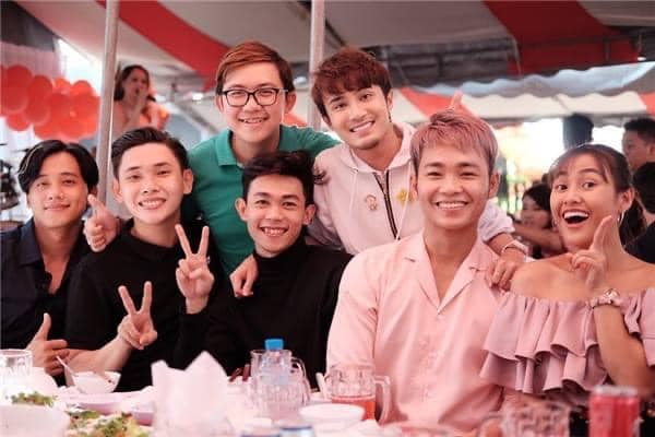 Lê Dương Bảo Lâm “bóc” nhan sắc dàn sao Vbiz dự đám cưới 4 năm trước: Lê Giang bốc lửa, Puka lột xác, chính chủ lại tự muối mặt” vì 1 điều - Ảnh 13.