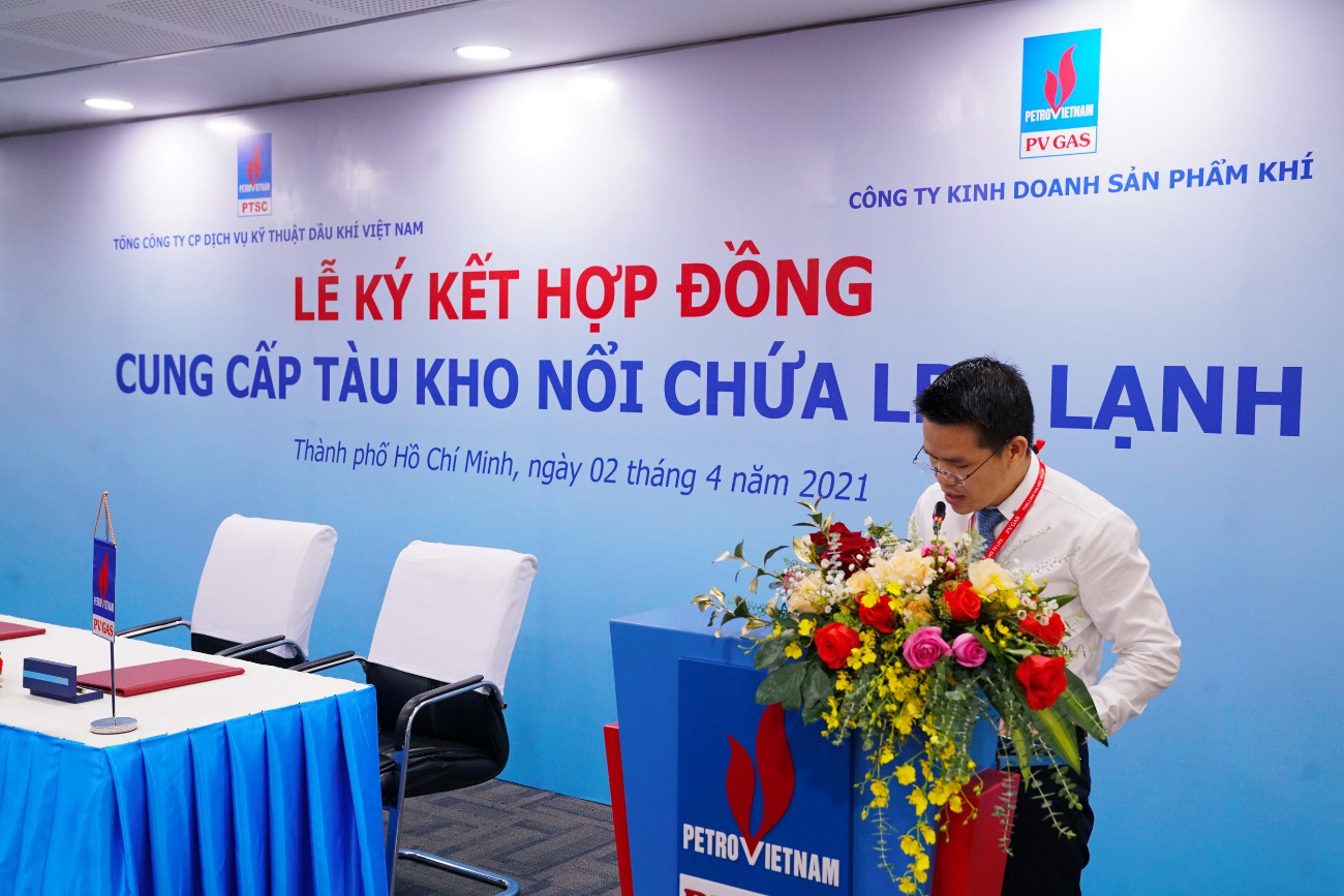PV GAS và PTSC ký kết hợp đồng cung cấp tàu kho nổi chứa LPG lạnh - Ảnh 2.