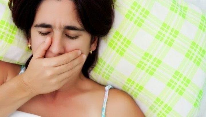 Khi ngủ miệng khô và đắng, cảnh báo những vấn đề nghiêm trọng về sức khỏe - Ảnh 2.