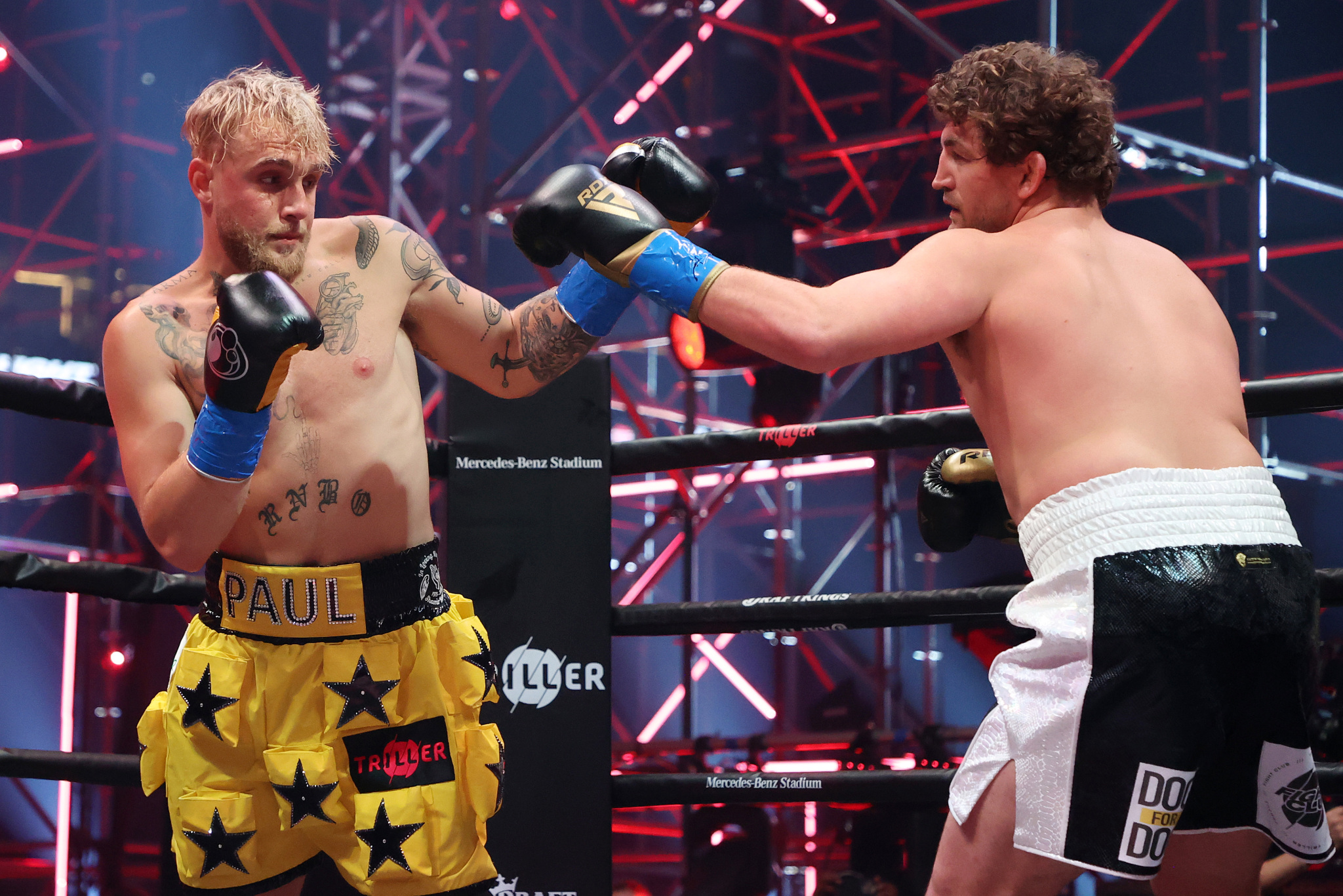 Jake Paul vs Ben Askren: Màn hóa thân bóng bẩy mang lại hiệu quả tối đa - Ảnh 1.