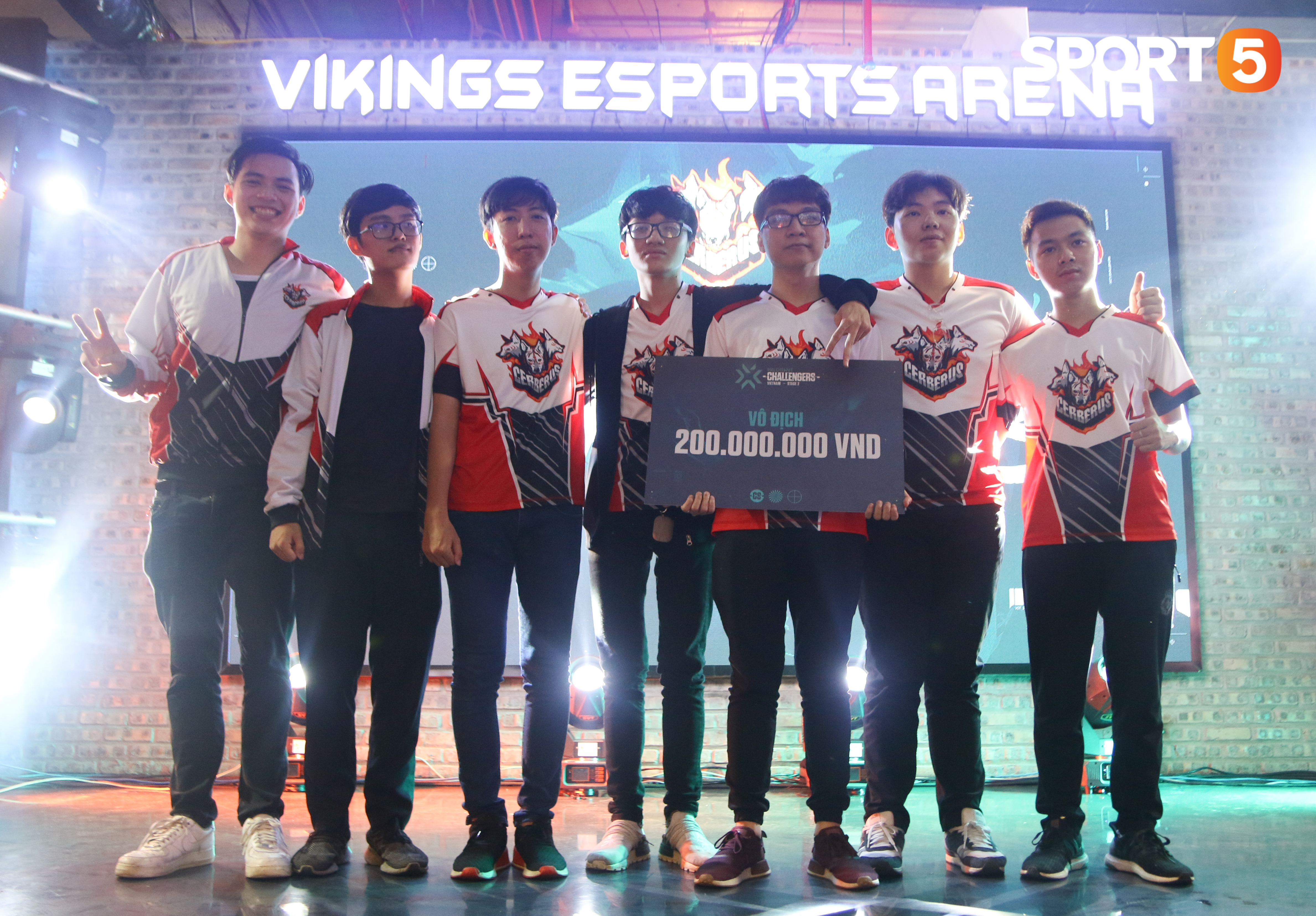 Cerberus Esports lên ngôi vô địch giải VALORANT chuyên nghiệp đầu tiên tại Việt Nam - Ảnh 1.