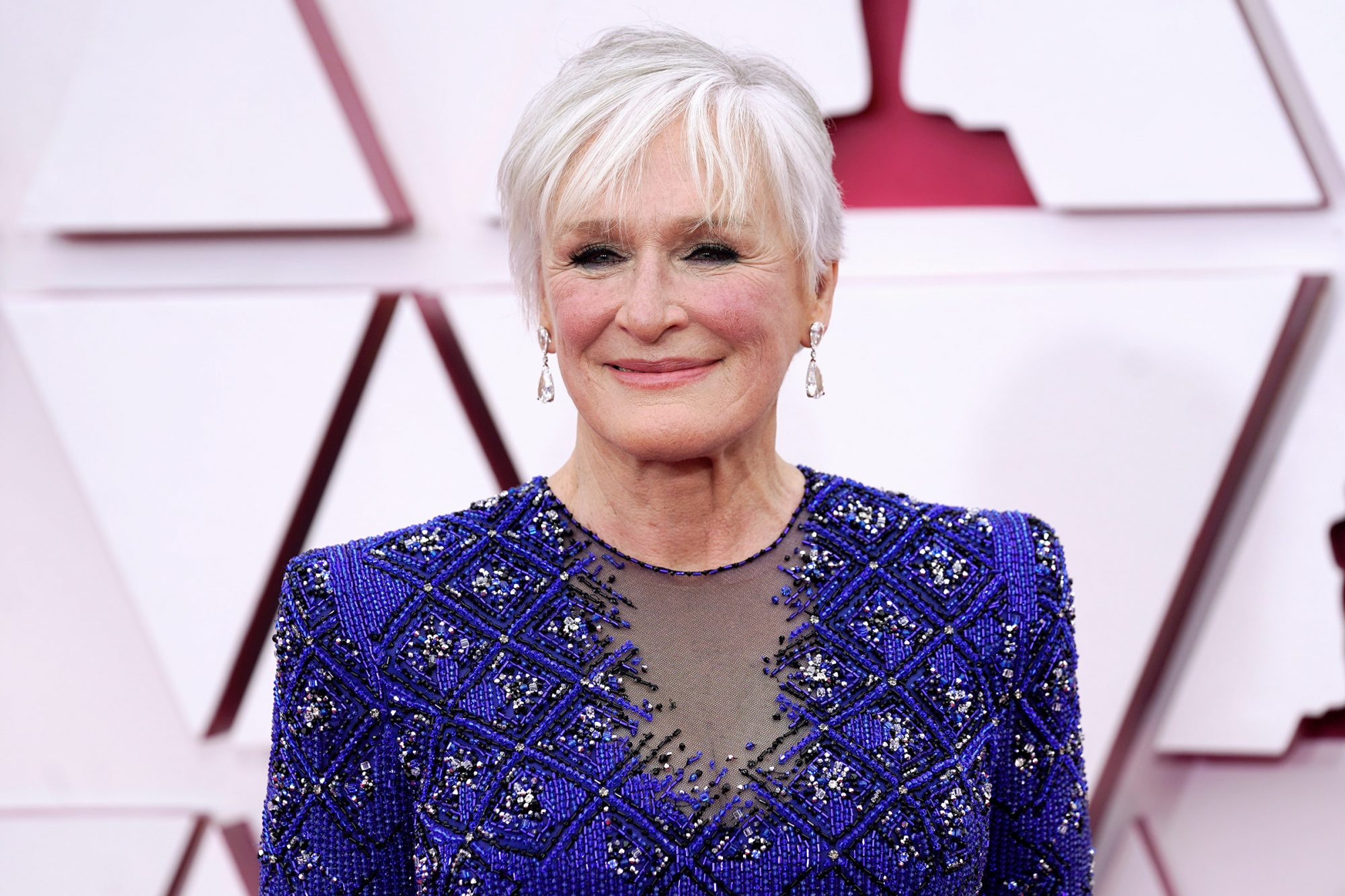 Giành cả giải Oscar nhưng sao Hàn 74 tuổi không quan tâm đến Hollywood, netizen đang phẫn nộ bỗng quay xe vì lý do đằng sau - Ảnh 6. Giành cả giải Oscar nhưng sao Hàn 74 tuổi không quan tâm đến Hollywood, netizen đang phẫn nộ bỗng quay xe vì lý do đằng sau - Ảnh 6.