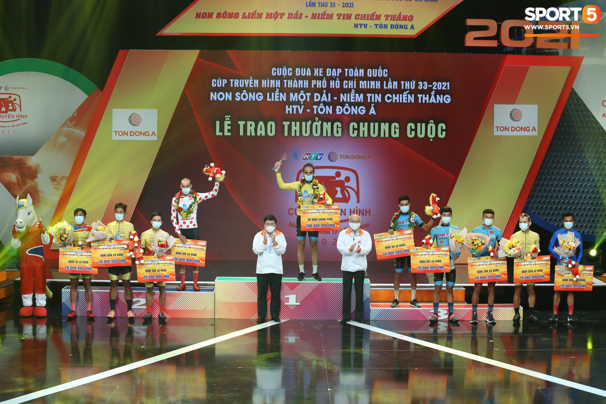 Cup truyền hình TP.Hồ Chí Minh (chặng cuối): Loic Desriac xuất sắc bảo vệ thành công áo vàng chung cuộc  - Ảnh 2.