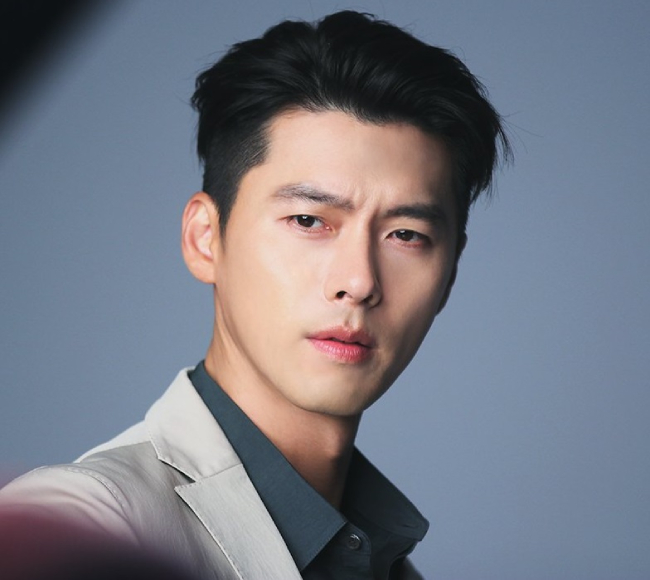 Vừa công khai hẹn hò với Son Ye Jin, Hyun Bin lại khiến fan rần rần khi sắp có tin vui, phim mới được đề cử tham dự Cannes? - Ảnh 2.