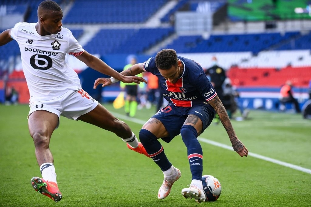 Neymar lập kỷ lục &quot;đi tắm&quot; sớm ở Ligue 1 - Ảnh 1.