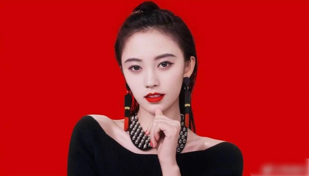 Không thể nhận ra mỹ nhân thị phi Cúc Tịnh Y, hất gọn tóc mái thì visual 4000 năm đâu mất rồi - Ảnh 5.