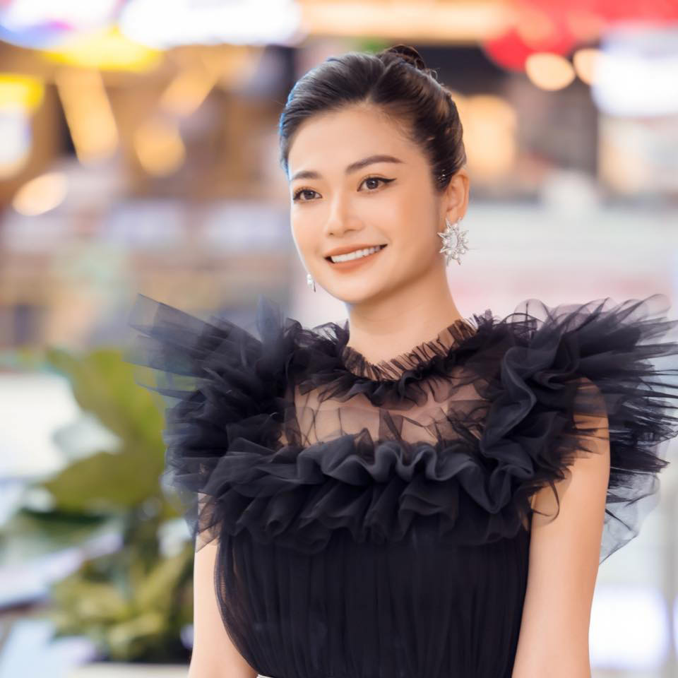 Kiều Anh tiết lộ quãng thời gian không cầm điện thoại từ sáng đến tối - Ảnh 1.