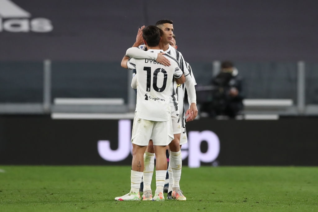 Ronaldo và Dybala cùng nổ súng giúp Juventus thắng Napoli - Ảnh 2.
