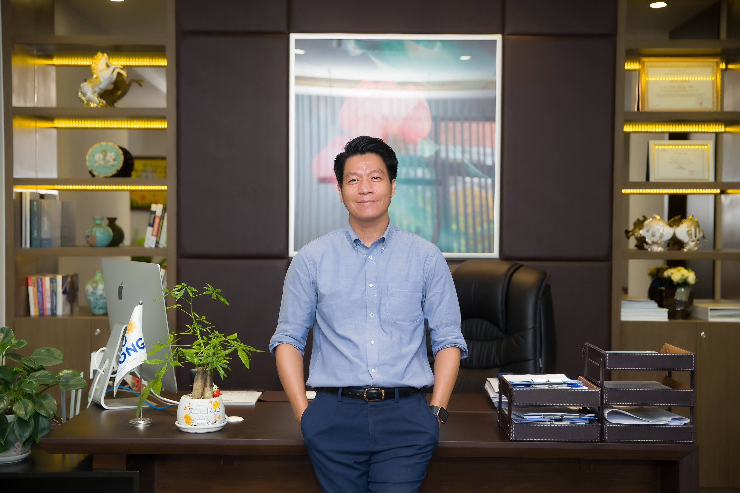 Chân dung CEO Phú Đông Group Ngô Quang Phúc - Từ nhân viên bán BĐS đến thuyền trưởng của những cao ốc chung cư cho giới trẻ - Ảnh 1.