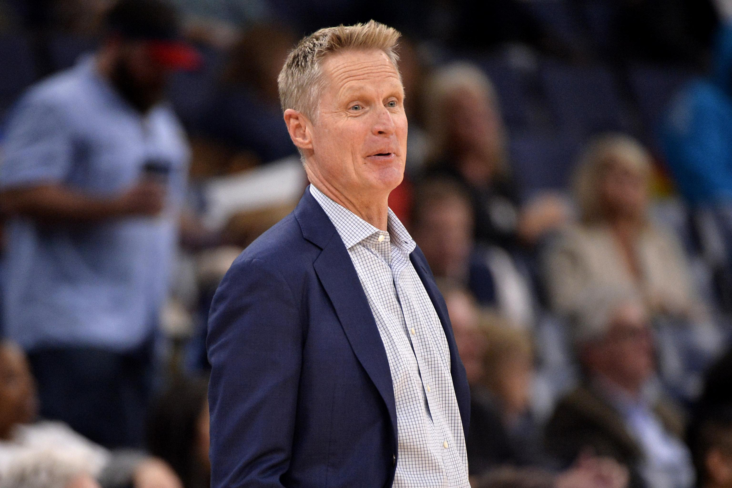 HLV Steve Kerr buông lời &quot;bóng gió&quot; trước thềm Play-in sẽ khiến Los Angeles Lakers phải giật thót - Ảnh 2.