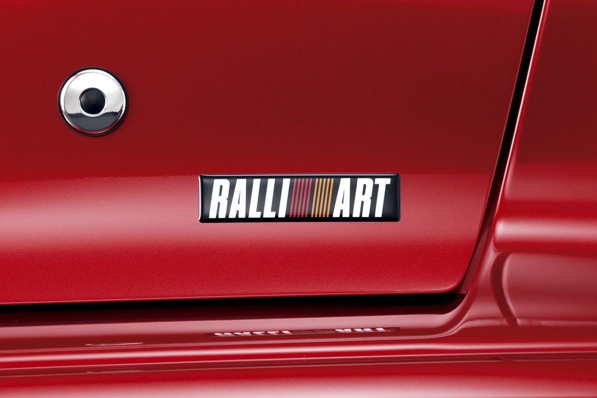 Mitsubishi hồi sinh thương hiệu Ralliart: Triton sẽ có bản đấu Ford Ranger Raptor - Ảnh 3.