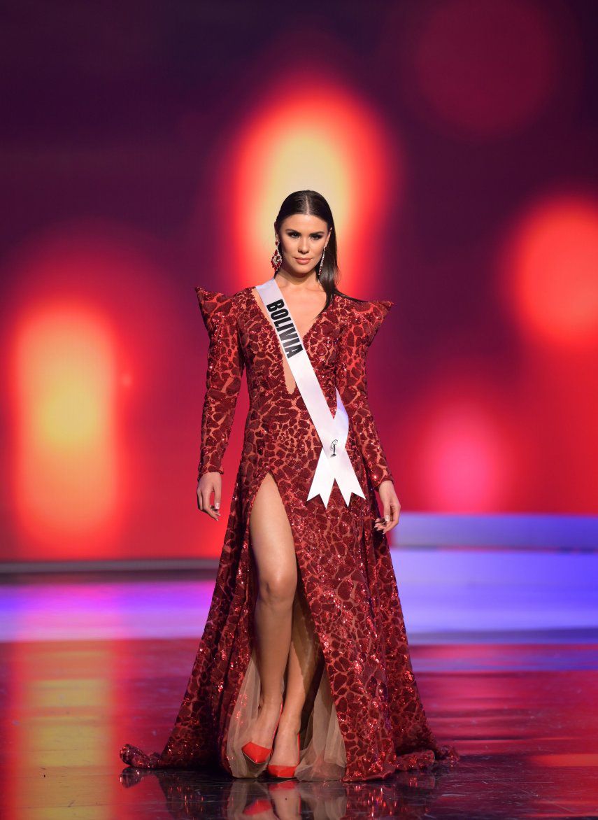 Loạt giải thưởng đáng chú ý của Miss Universe 2020: Myanmar gây xúc động, Khánh Vân dù dừng chân ở Top 21 vẫn tạo ra kỷ lục - Ảnh 3.