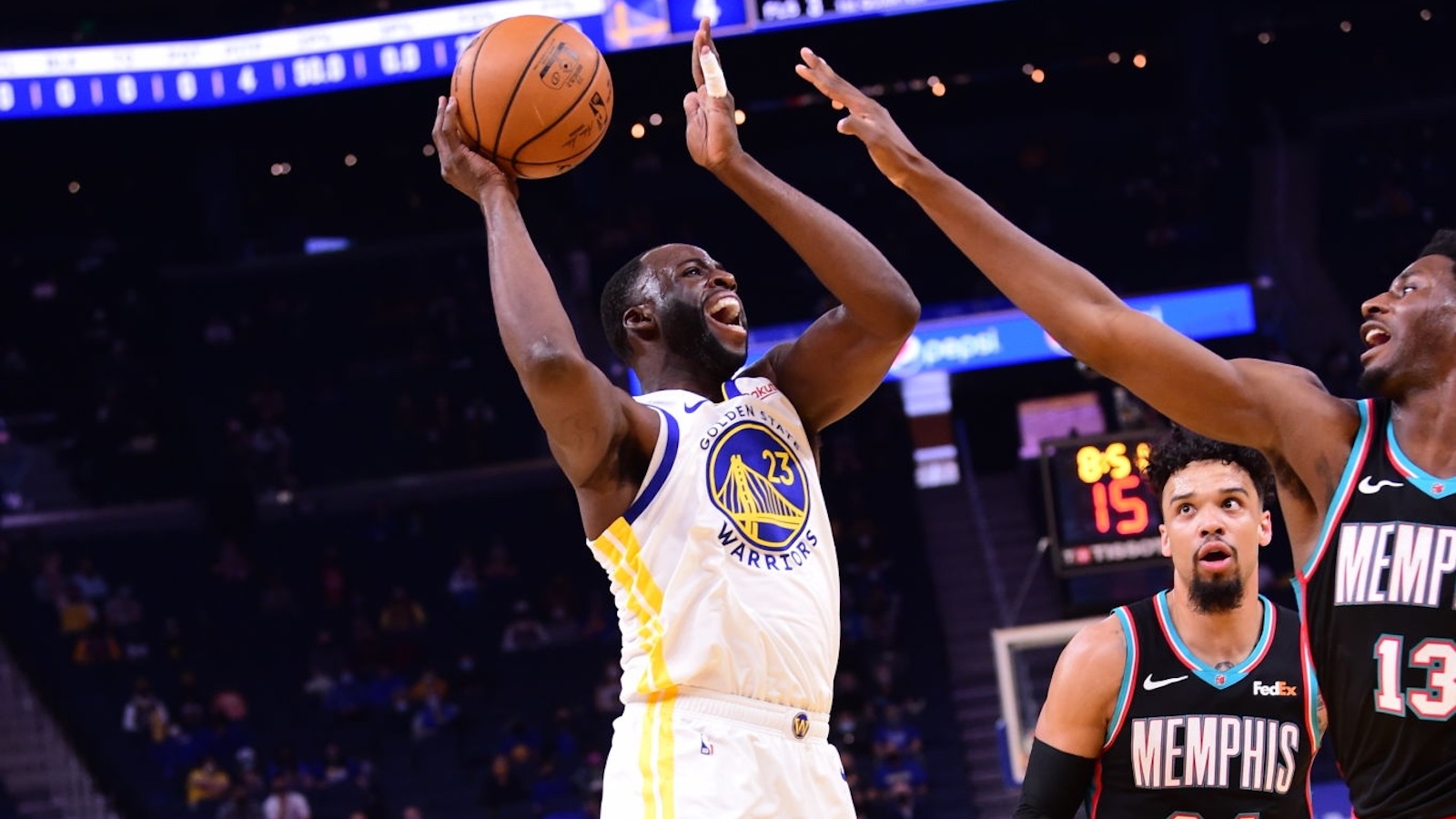 Kết thúc Regular Season, Draymond Green thiết lập kỷ lục &quot;có một không hai&quot; ở NBA - Ảnh 1.