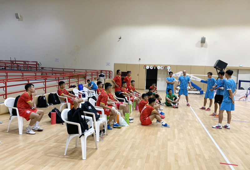 ĐT Futsal Việt Nam dần hoàn thiện đội hình và lối chơi, hướng tới 2 lượt trận play-off - Ảnh 1.