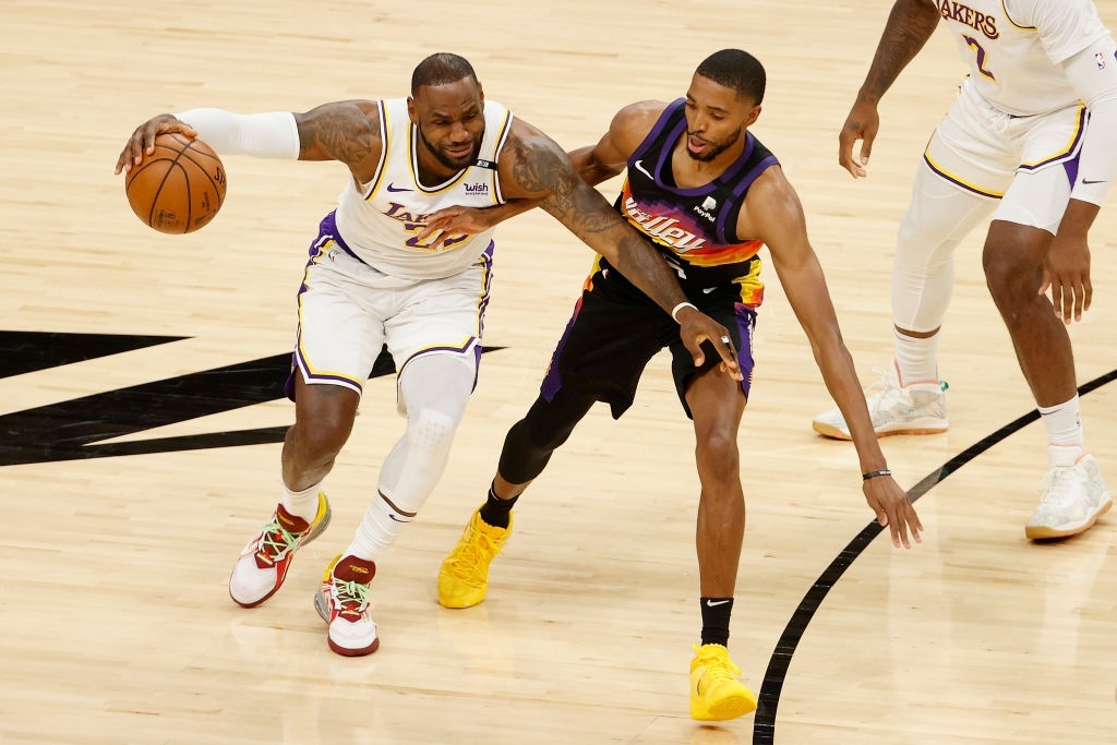 Charles Barkley chê trách thẳng mặt Los Angeles Lakers: &quot;Chẳng ai sợ bọn họ lúc này cả&quot; - Ảnh 3.