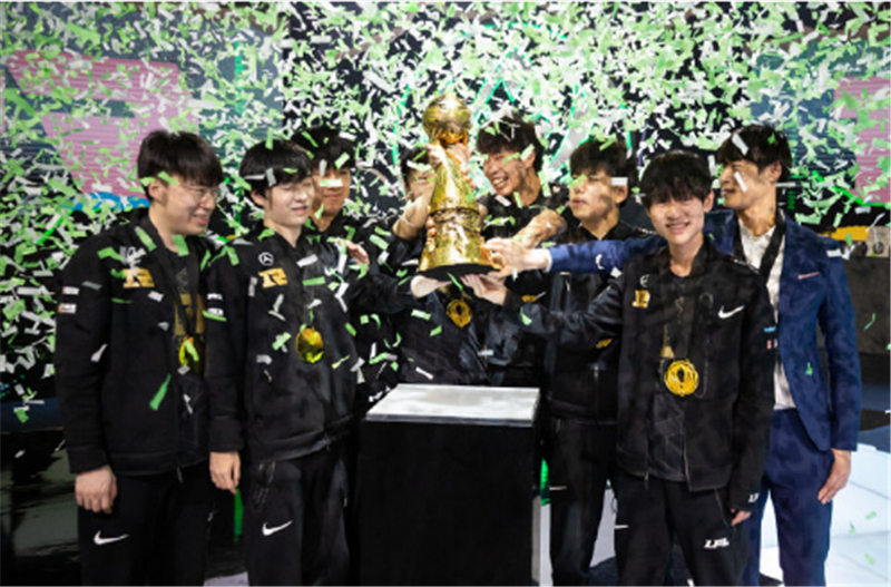 RNG lên ngôi vô địch MSI 2021