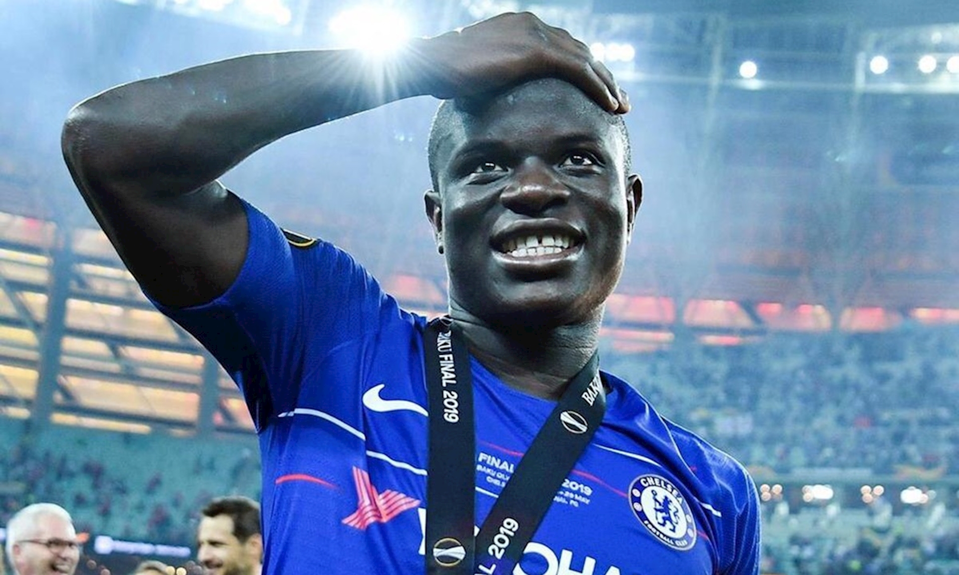 Nhìn lại sự nghiệp phi thường của N'golo Kante, "người nhét cả Man City vào túi"  - Ảnh 5.