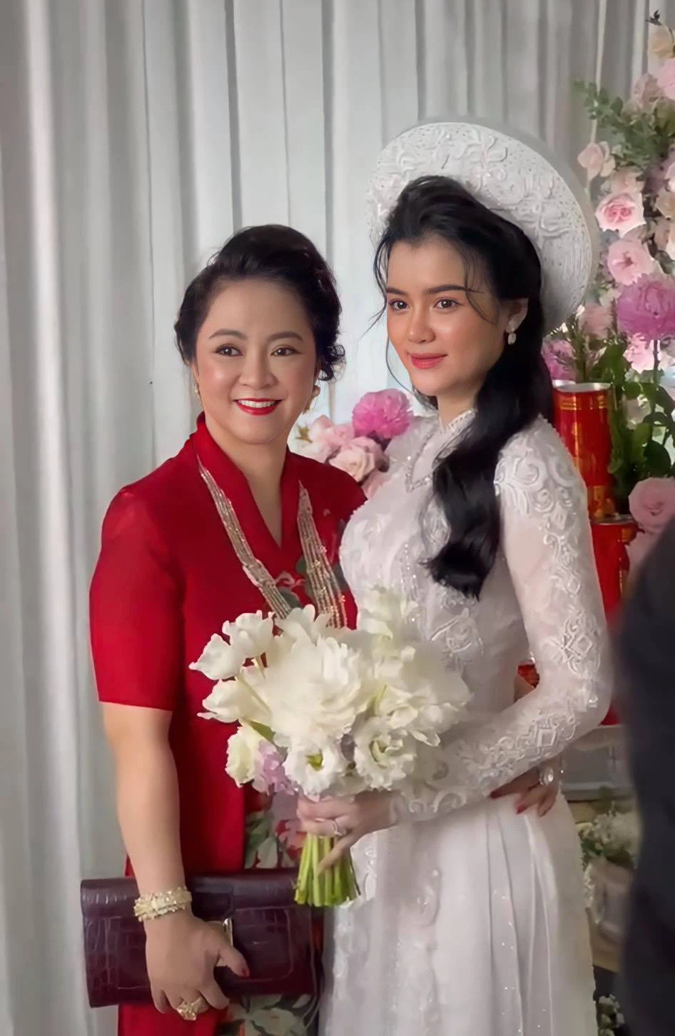 Con dâu nữ đại gia Phương Hằng: Học tại trường tư thục nổi tiếng ở TP.HCM, danh sách bạn bè toàn nhân vật showbiz đình đám - Ảnh 2.