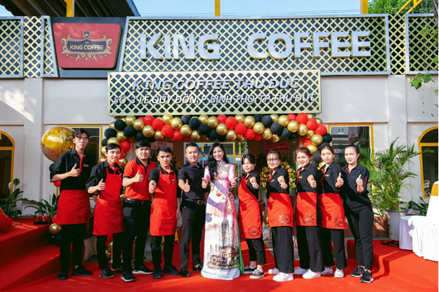 King Coffee tưng bừng khai trương 2 cửa hàng mới tại thành phố “trong lòng” thành phố - Ảnh 2. King Coffee tưng bừng khai trương 2 cửa hàng mới tại thành phố “trong lòng” thành phố - Ảnh 2.