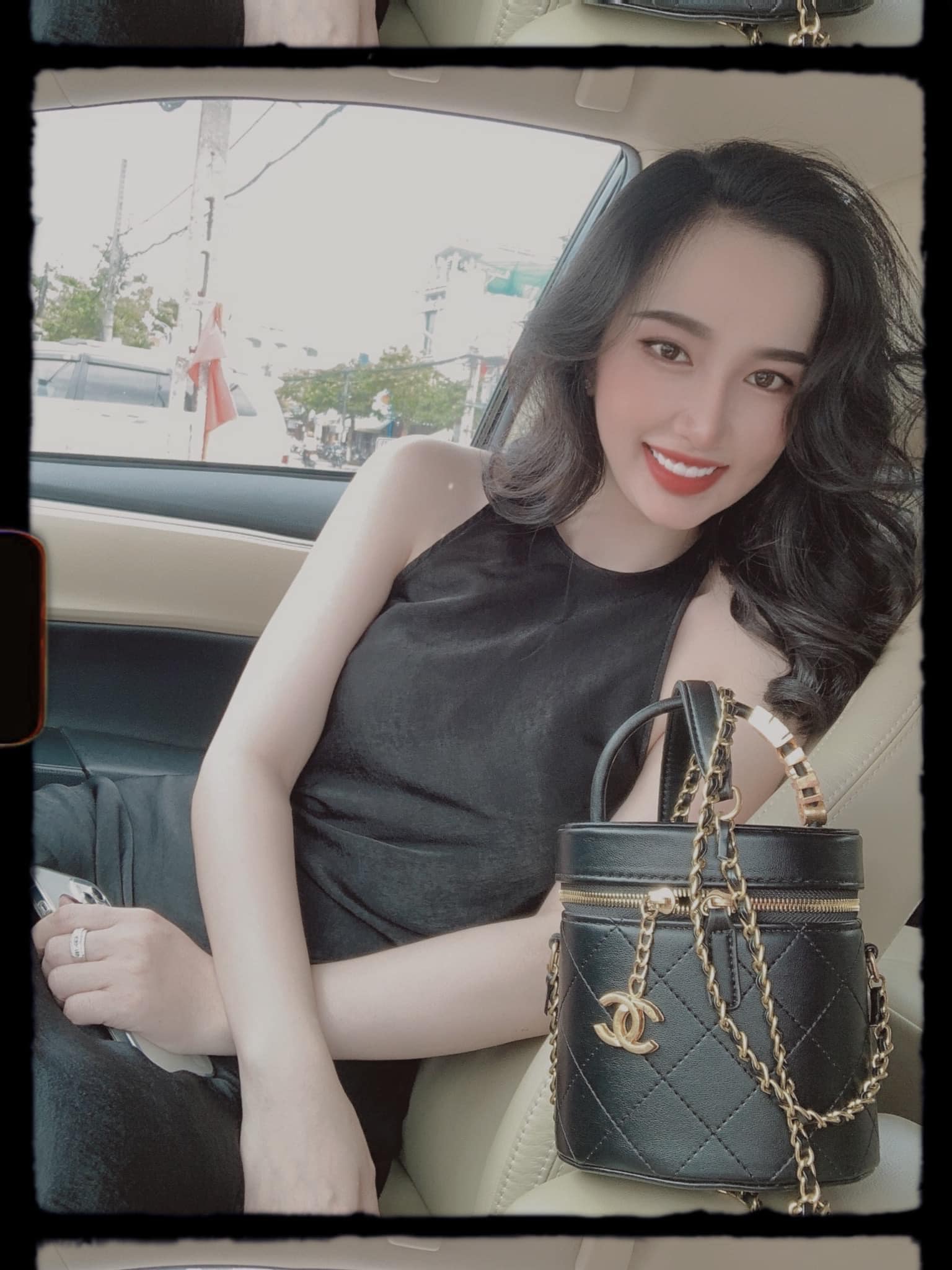 Em vợ Lê Dương Bảo Lâm xinh đẹp không kém hot girl - Ảnh 7.