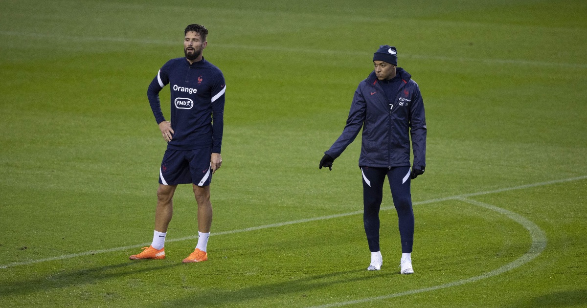 Mbappe và Giroud &quot;bóng gió&quot; chỉ trích nhau, nội bộ tuyển Pháp lục đục trước thềm Euro 2020 - Ảnh 2.