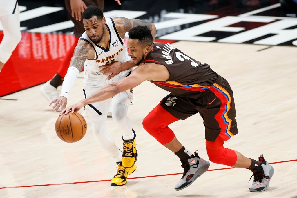 Tương lai bất định đang chờ đợi CJ McCollum cùng Portland Trail Blazers - Ảnh 3.