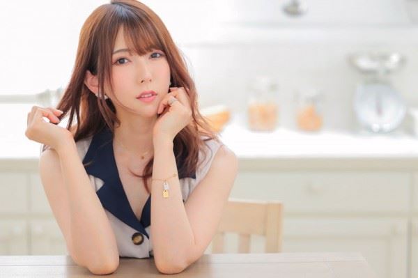 Bắt trend tiền điện tử, thánh nữ 18  Yui Hatano thắng lớn, thu về hơn 34 tỷ đồng - Ảnh 3.