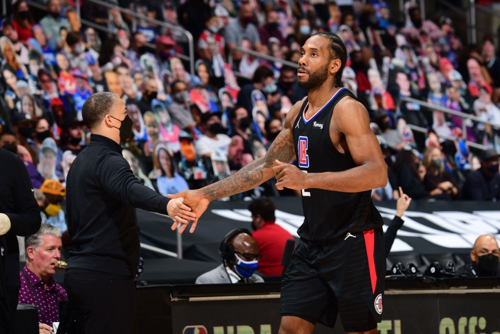 Kawhi Leonard chính thức nghỉ Game 5 vì chấn thương gối, bỏ ngỏ khả năng trở lại trong thời gian sớm nhất - Ảnh 2.