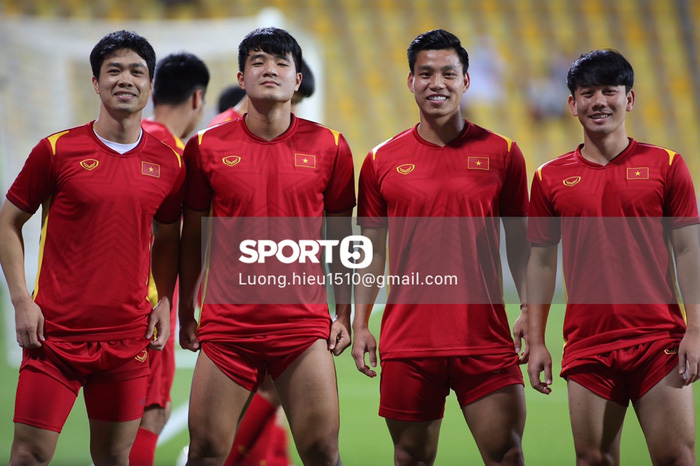 Đường truyền tín hiệu từ UAE gặp vấn đề khiến VTV lỡ phát sóng 6 phút đầu trận đấu của tuyển Việt Nam - Ảnh 3.