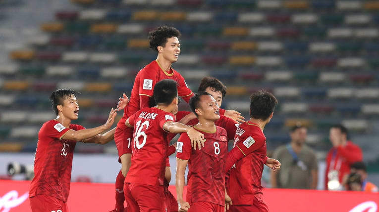 Lập kì tích, cửa đi World Cup của ĐT Việt Nam &quot;sáng hơn&quot; Trung Quốc nên cứ việc mơ - Ảnh 1.