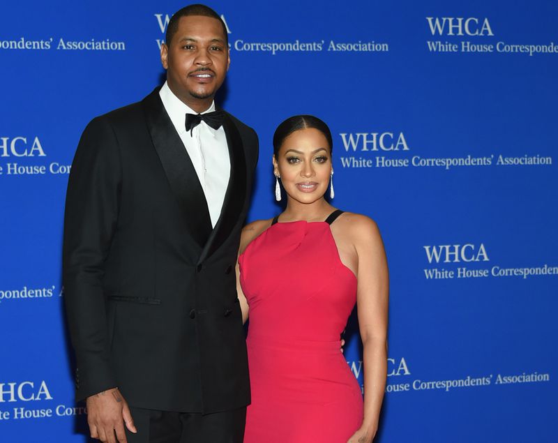 Vén màn bí mật vụ li dị của Carmelo Anthony: Bất ngờ xuất hiện &quot;trà xanh&quot; cùng 2 đứa con rơi - Ảnh 1.