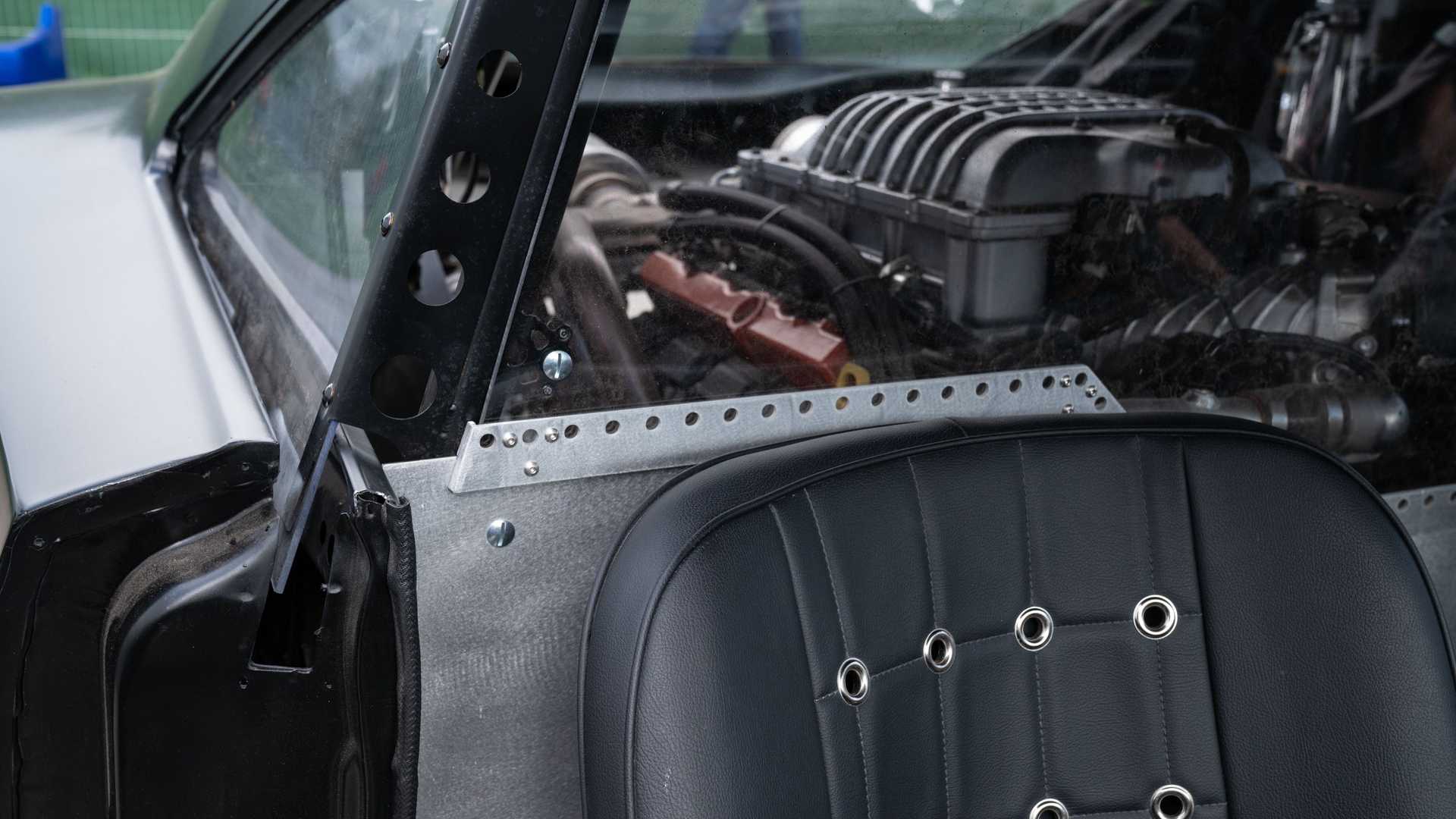 Tiết lộ về xe “bạo chúa” mà Dominic Toreto cầm lái trong Fast and Furious 9: chỉ 1 điểm dị thường nói lên tất cả - Ảnh 3.