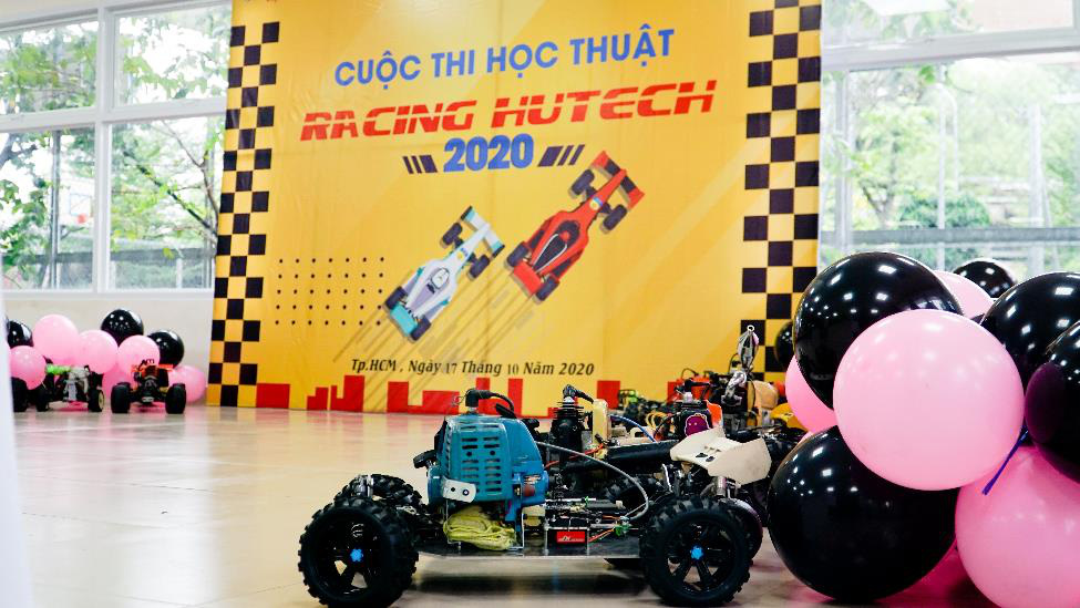 “Bí kíp” học ngành Công nghệ kỹ thuật ô tô: Bản lĩnh hơn từ hệ thống thực hành chuyên nghiệp - Ảnh 3.