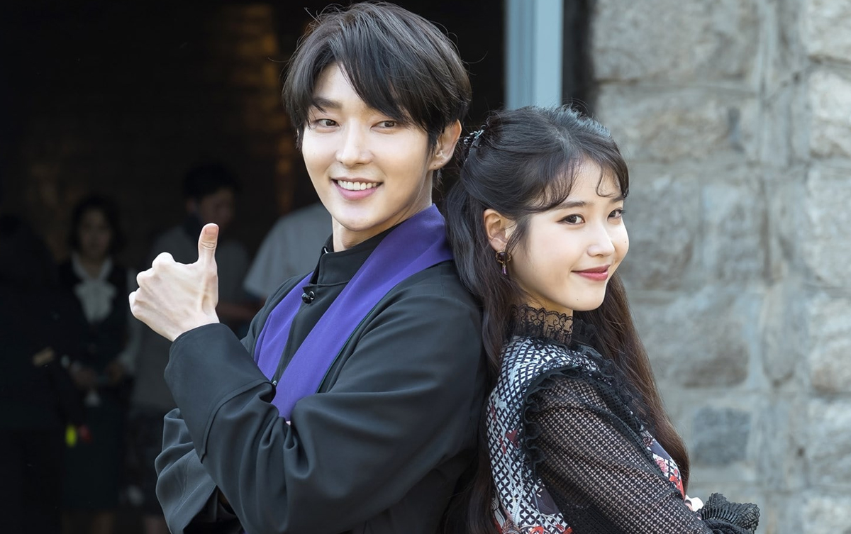 10 cặp đôi màn ảnh được fan phim Hàn kêu gào đòi tái hợp: Số 1 đích thị là IU - Lee Jun Ki rồi! - Ảnh 3. 10 cặp đôi màn ảnh được fan phim Hàn kêu gào đòi tái hợp: Số 1 đích thị là IU - Lee Jun Ki rồi! - Ảnh 3.