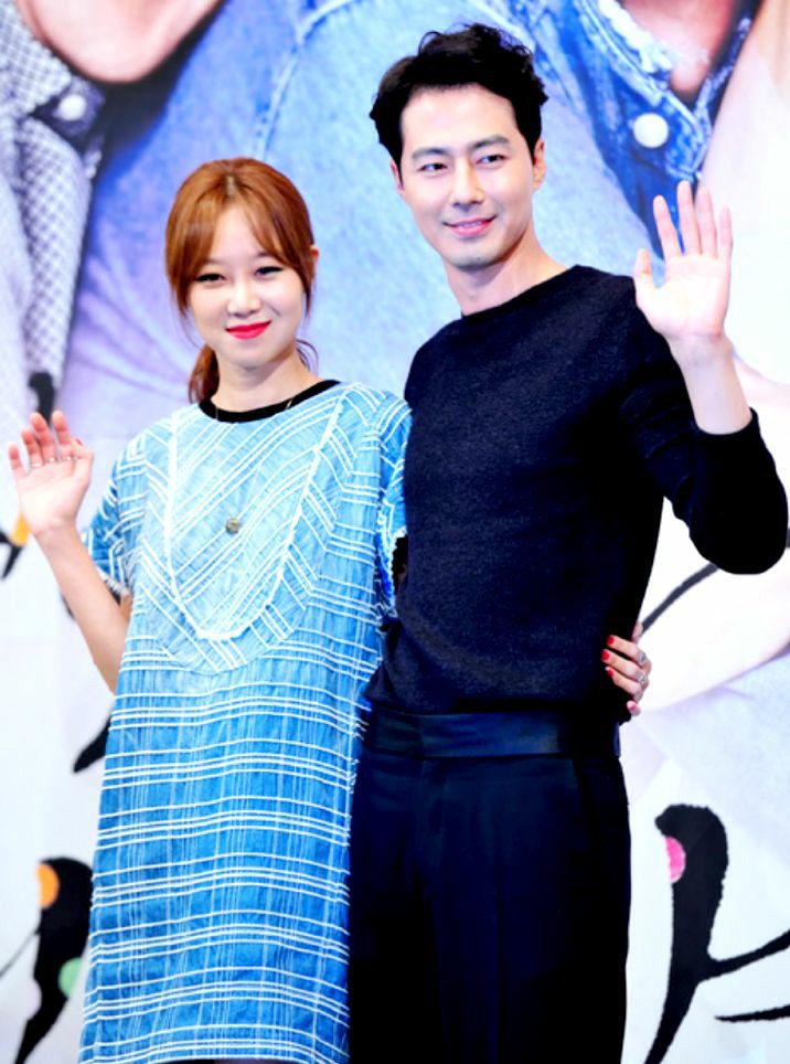 10 cặp đôi màn ảnh được fan phim Hàn kêu gào đòi tái hợp: Số 1 đích thị là IU - Lee Jun Ki rồi! - Ảnh 17. 10 cặp đôi màn ảnh được fan phim Hàn kêu gào đòi tái hợp: Số 1 đích thị là IU - Lee Jun Ki rồi! - Ảnh 17.