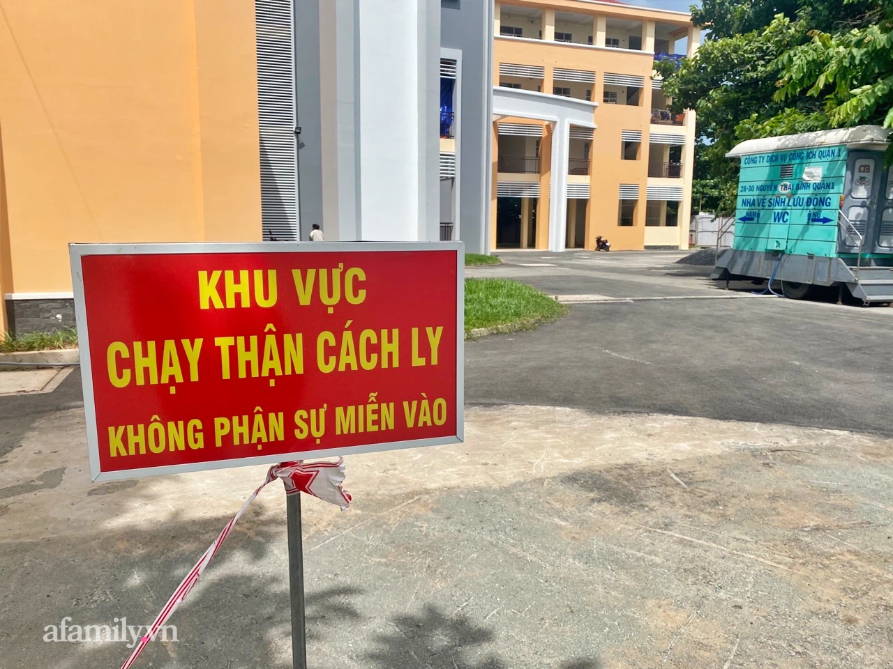 NÓNG: Bộ Y tế chính thức hướng dẫn TP.HCM cách ly F1 tại nhà trước tình hình dịch diễn biến phức tạp - Ảnh 2.