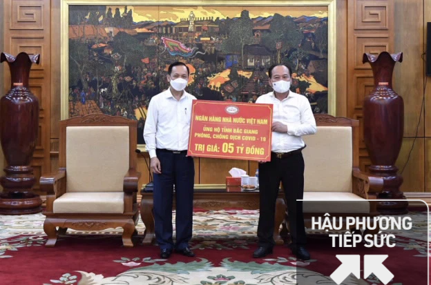 NHNN ủng hộ tỉnh Bắc Ninh và Bắc Giang phòng, chống dịch bệnh Covid-19, mỗi tỉnh 5 tỷ đồng - Ảnh 2.