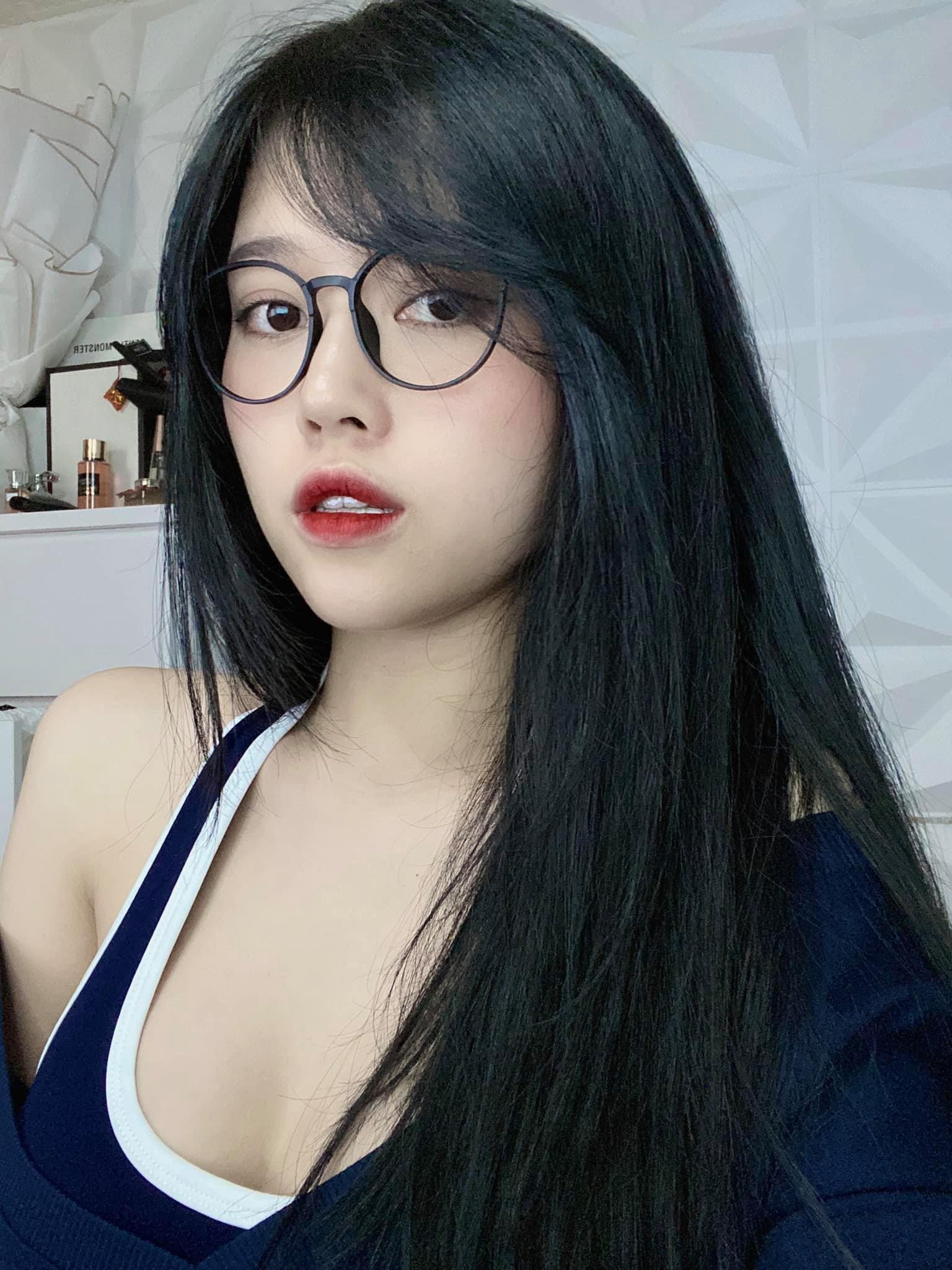 Nữ streamer ngực khủng Thủy Tiên bất ngờ làm phép thử với cầu thủ Văn Toàn, nhưng cái kết lại rất khó tin! - Ảnh 3.