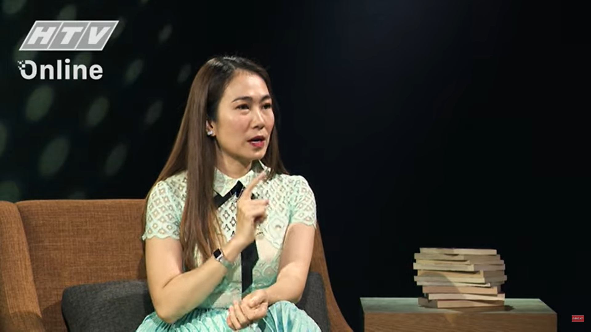 MC Thanh Thảo lên tiếng chuyện biến mất dần khỏi truyền hình, rời Vietnam Idol mùa 3 - Ảnh 1.
