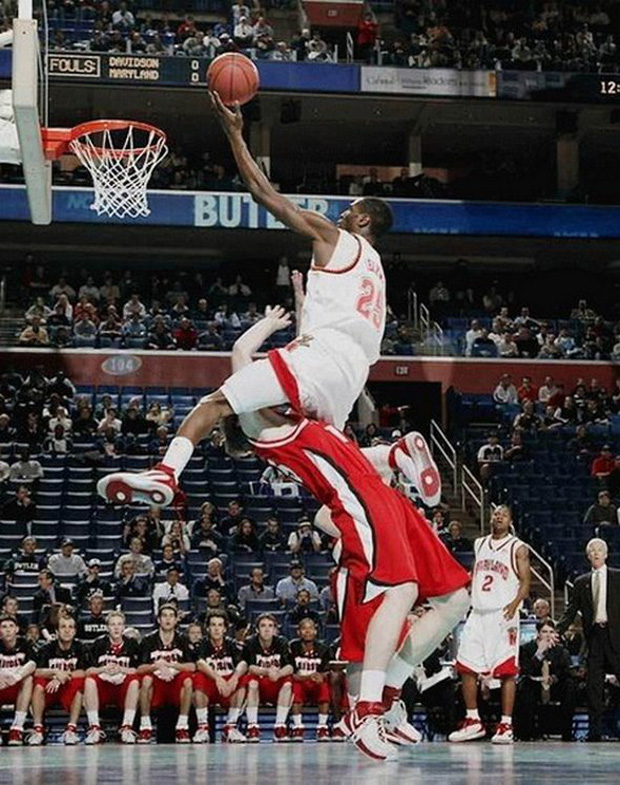 Những bức hình dìm hàng được chụp vào đúng thời điểm đầy hài hước - Ảnh 14.