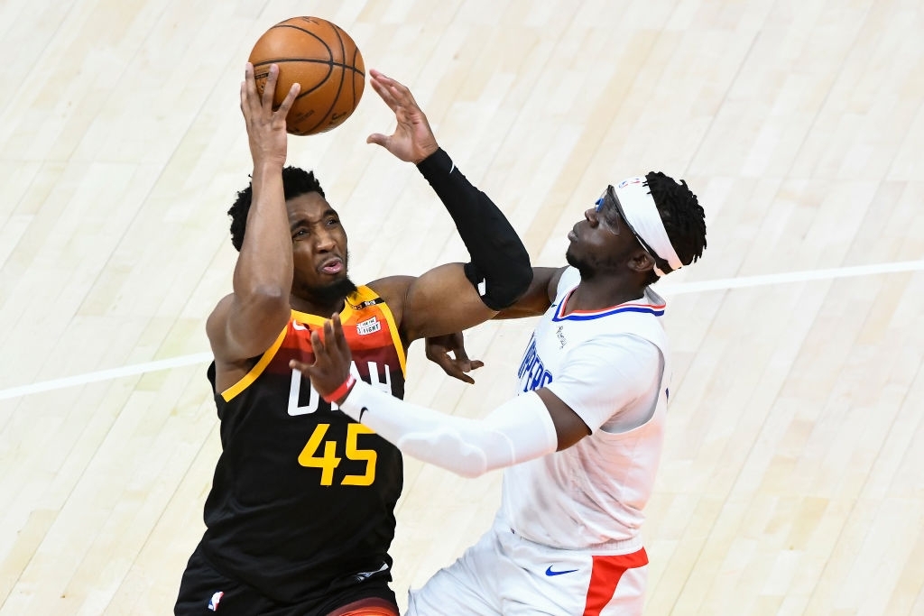 &quot;Cơn lốc&quot; Donovan Mitchell tỏa sáng rực rỡ, Utah Jazz lội ngược dòng ngoạn mục trước Los Angeles Clippers - Ảnh 1.