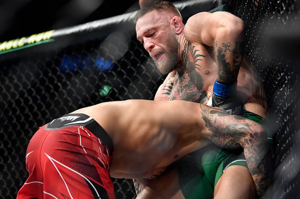 UFC 264 kết thúc không thỏa mãn: Liệu có trận Dustin Poirier vs Conor McGregor 4? - Ảnh 1.