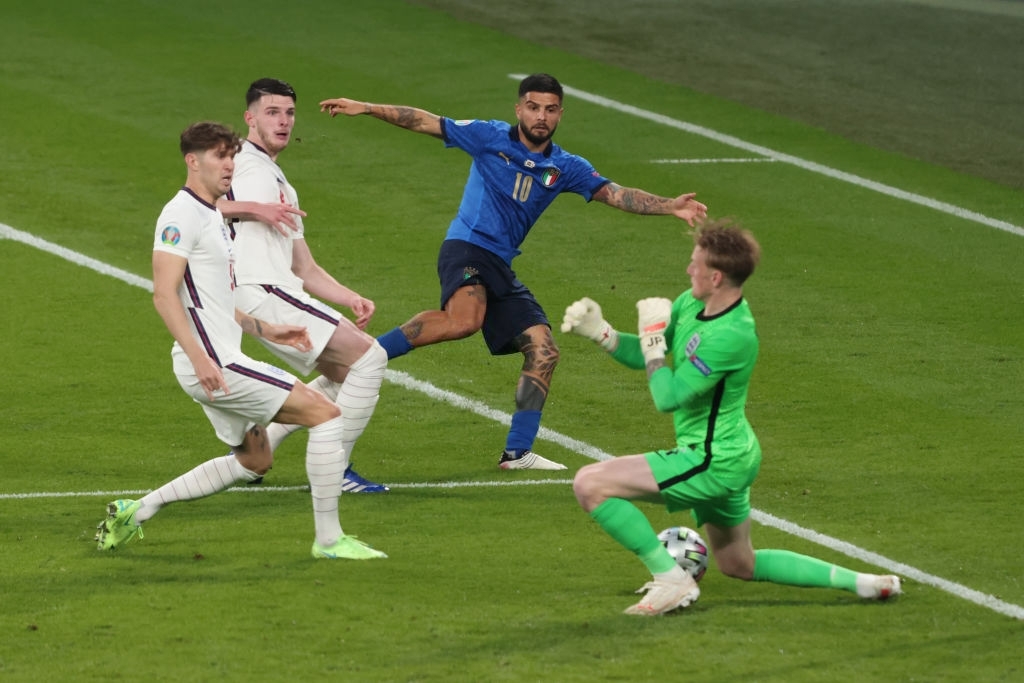 Chấm điểm cầu thủ Italy vs Anh: &quot;Siêu nhân&quot; mang tên Gianluigi Donnarumma - Ảnh 10.